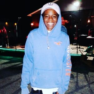 Meet your Posher, Tiny